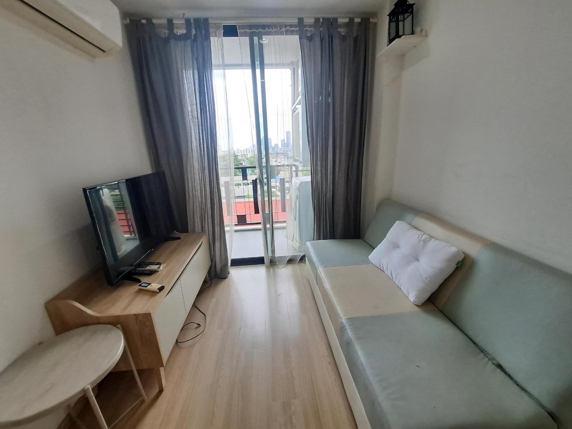 Appart hôtel In With Swimming Pool Near Malls And Train